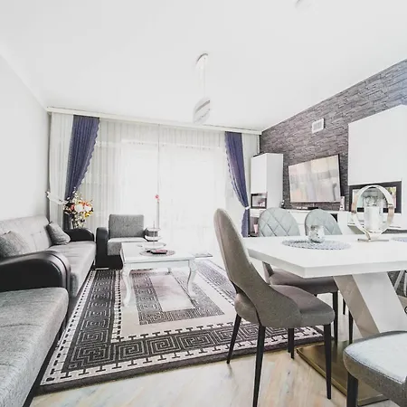 Haus Mit 4 Schlafzimmern, 2 Baeder Und Garten